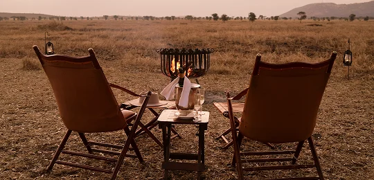 Sundowner Tansanian safarilla Sundowner Tansanian safarilla